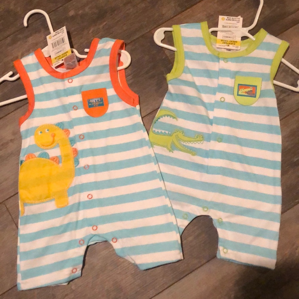 Kids shorts outfit  size 3-6 months
